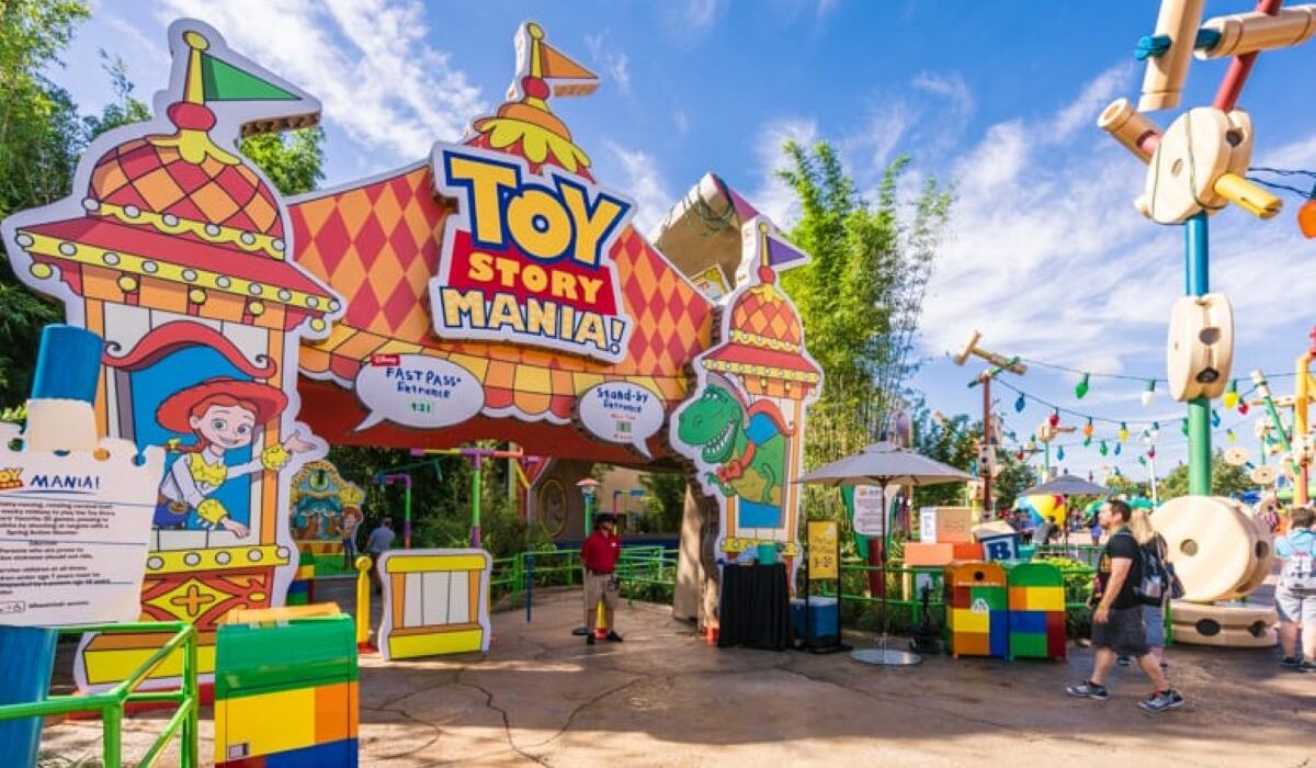 Lightning Lane Disney World