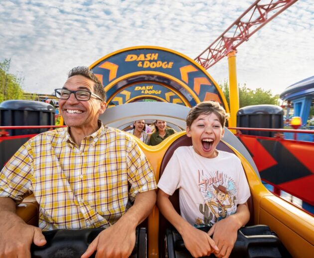 rope drop at disney world